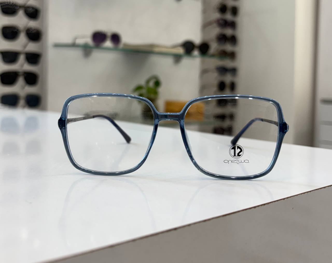 فریم طبی زنانه وان تو 0001