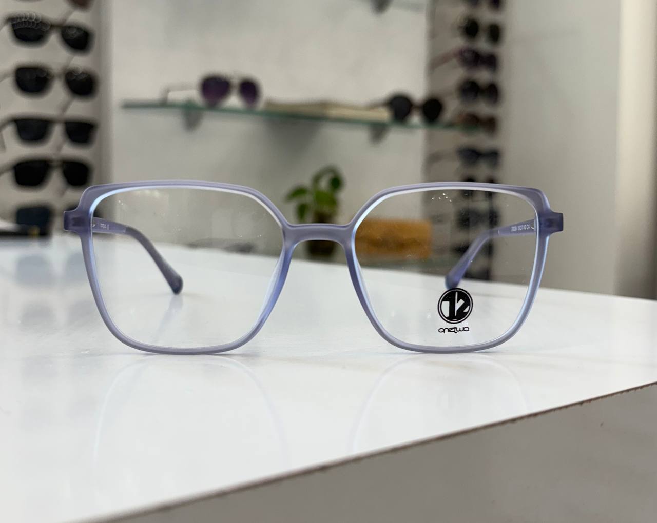 فریم طبی زنانه وان تو 0003