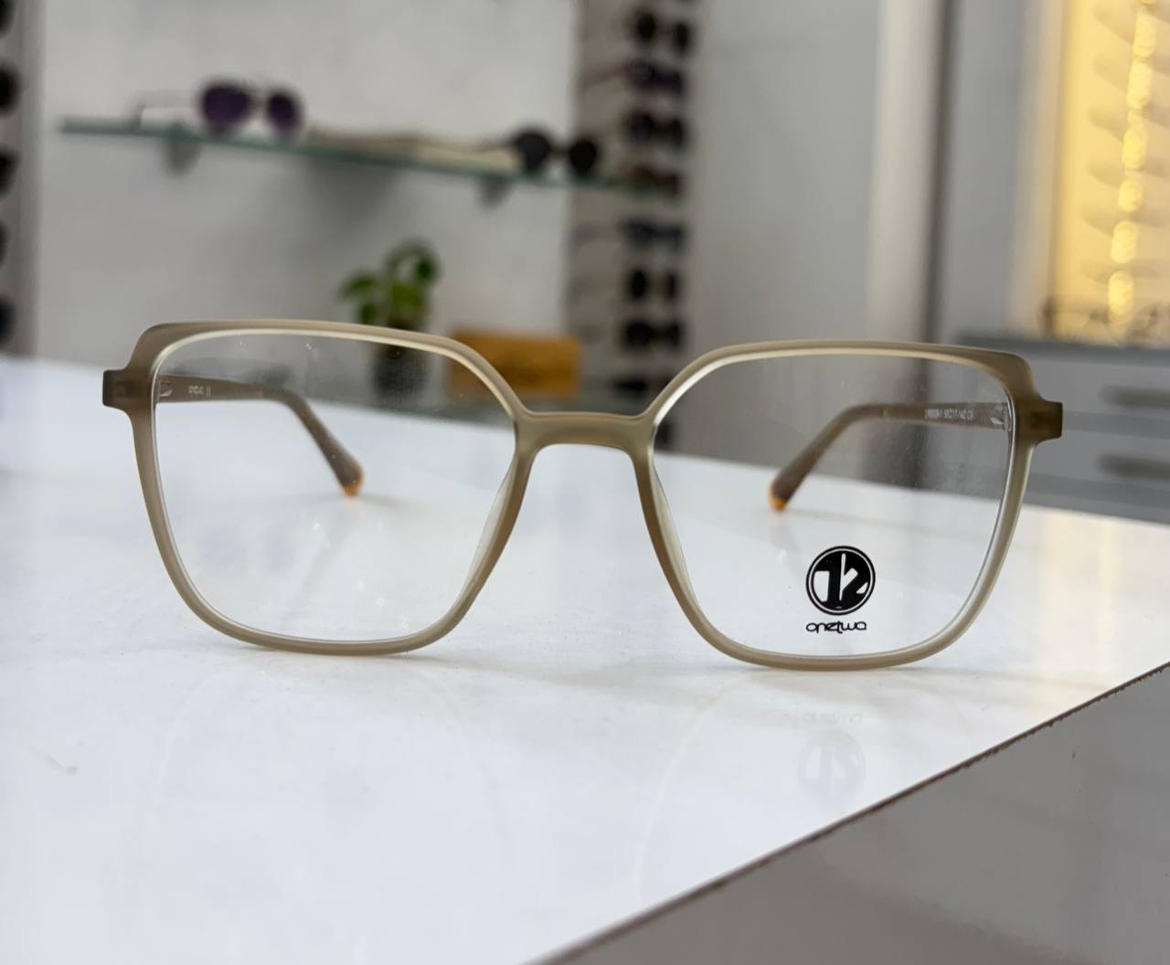 فریم طبی زنانه وان تو 0007